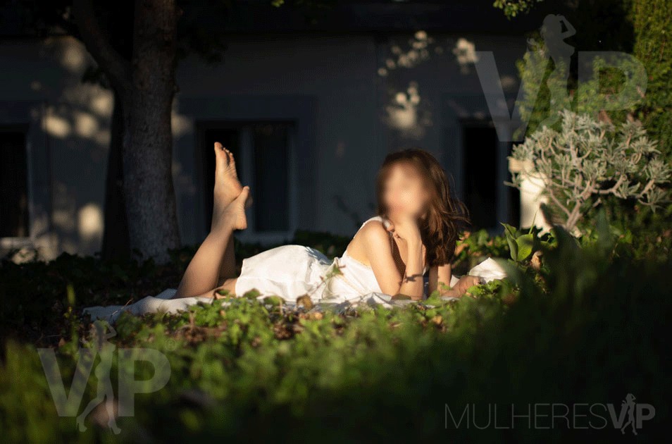 Acompanhante Claire De Lune Photo 1