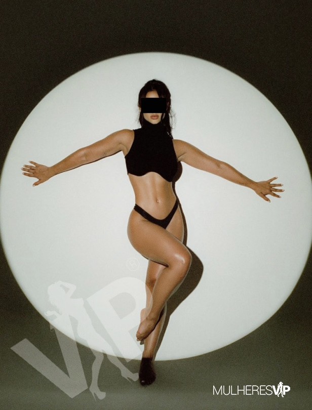 Acompanhante Isis Velvet