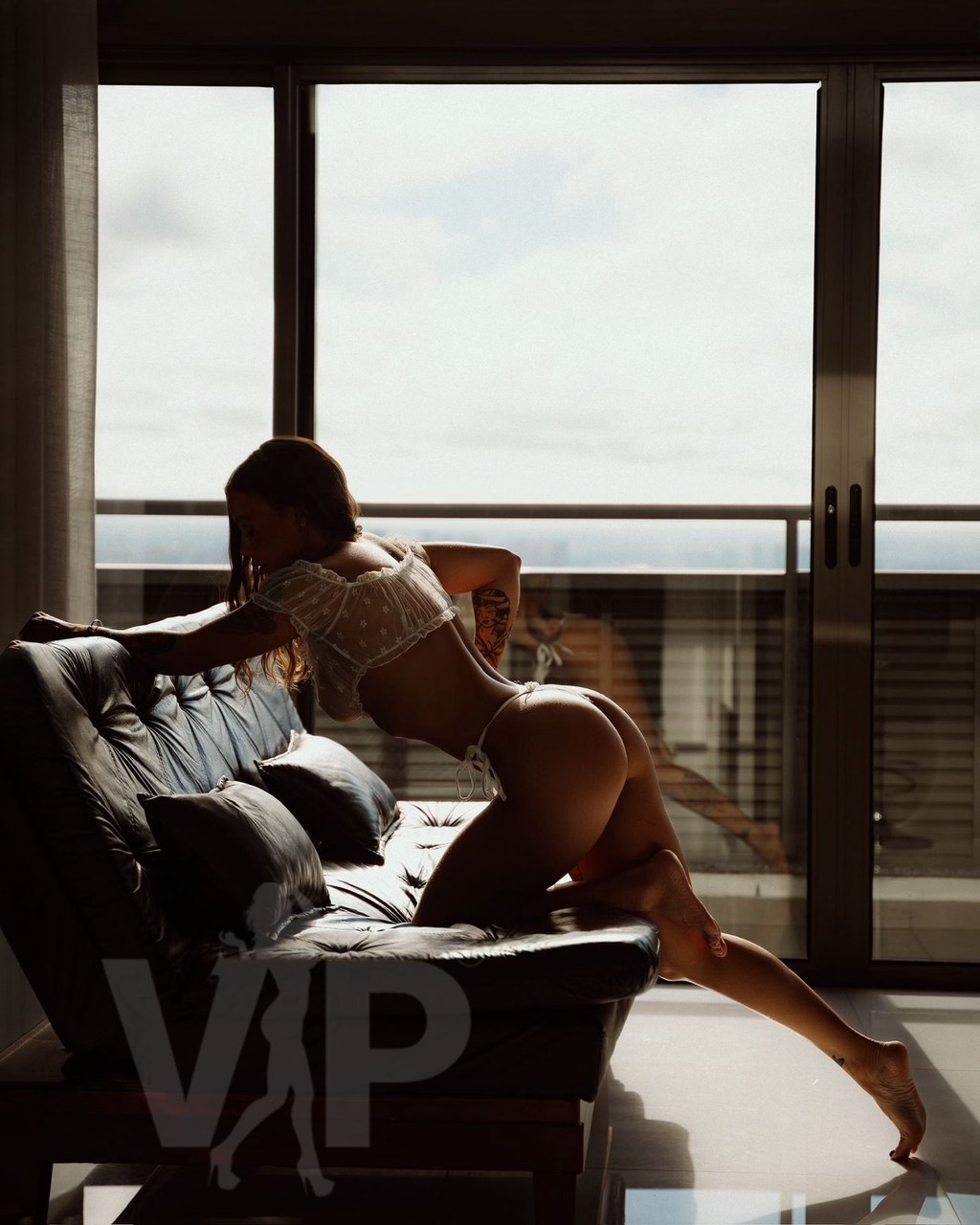 Escort Emily Photo 3