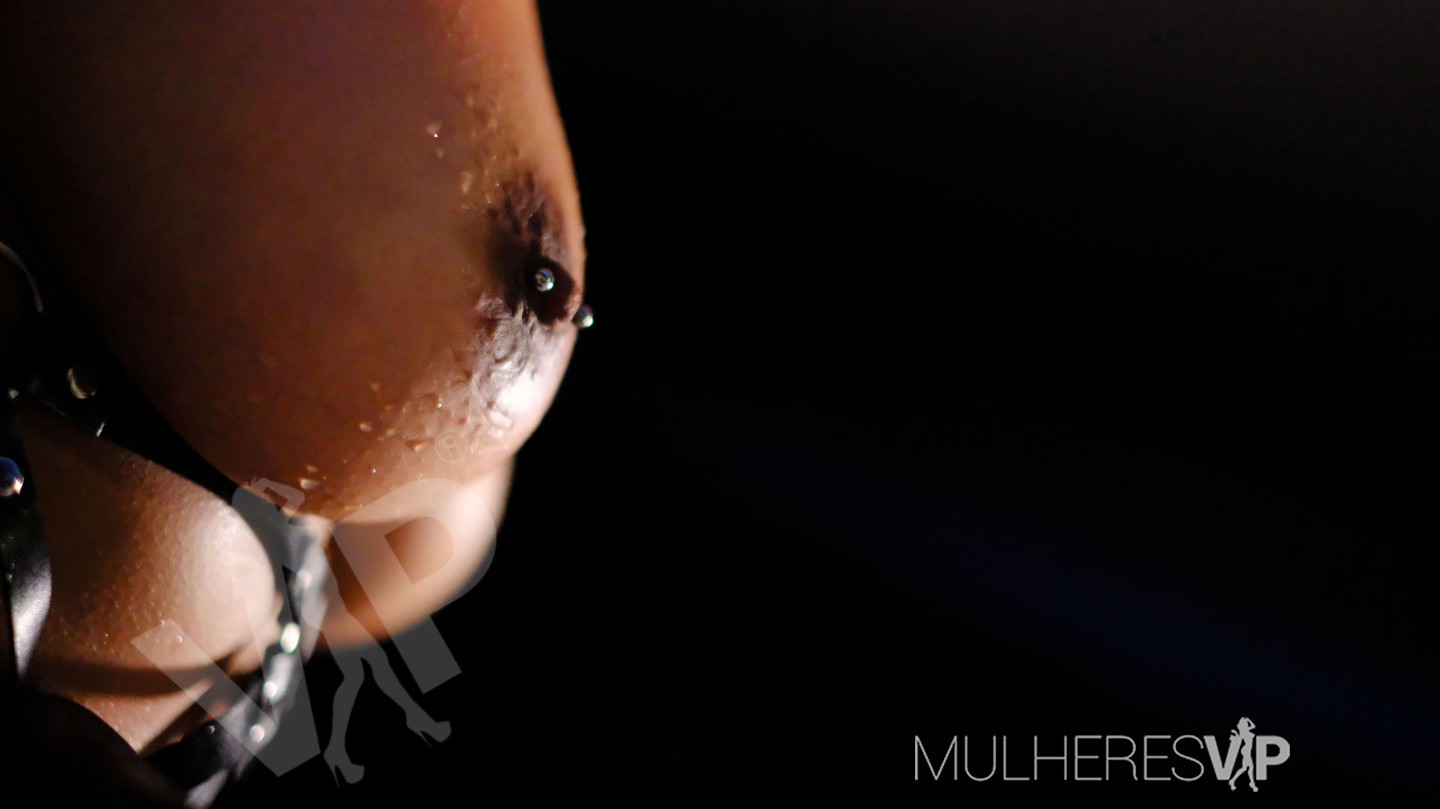 Escort Lavine Photo 2