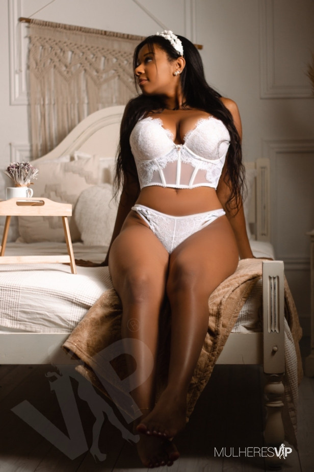 Acompanhante Emily 8